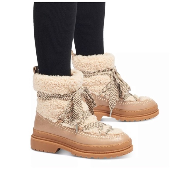 Winer days just got cozier with the Yuki Sherpa bootie from Splendid. - Picture 1 of 3